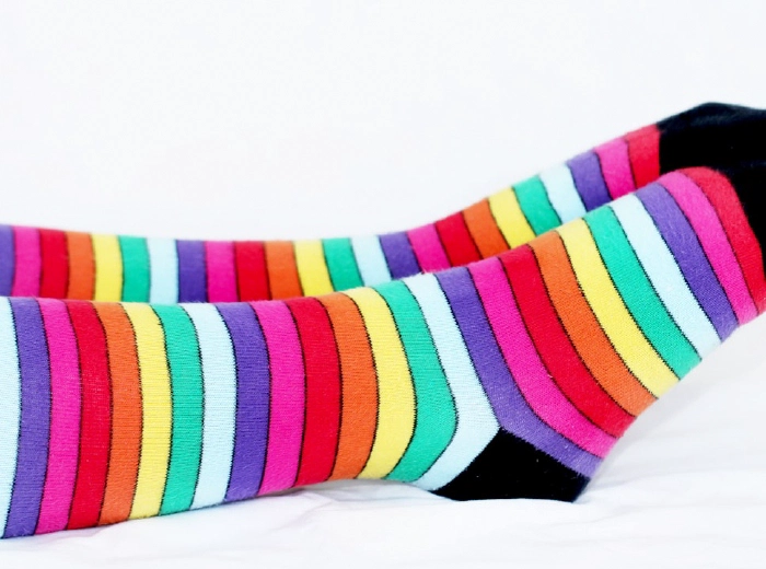Colourful toe socks with individual pockets for each toe